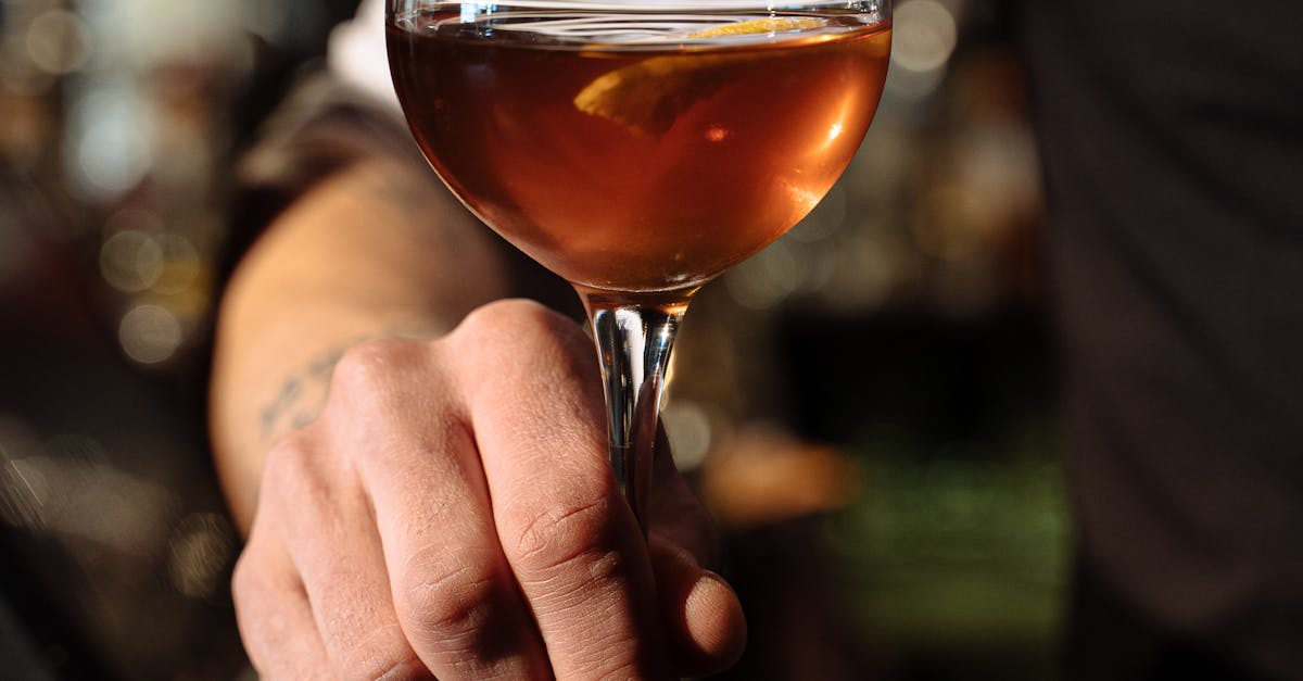 Hosting a Non-Alcoholic Cocktail Party: Tips and Recipes