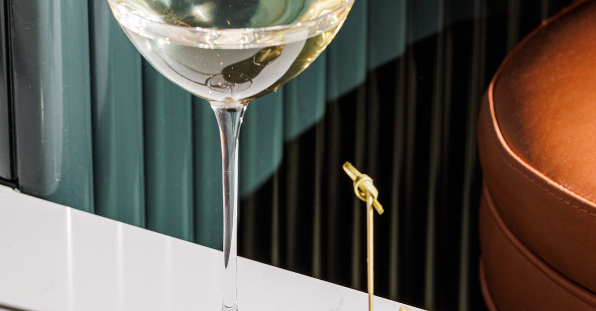 Innovative Light Fixtures for Modern Cocktail Bars in Sydney