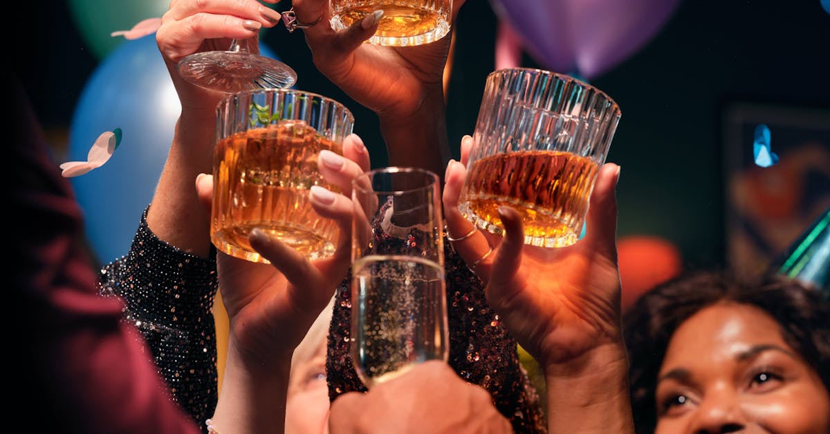 Maximising Comfort: Choosing the Right Seating for Your Cocktail Bar